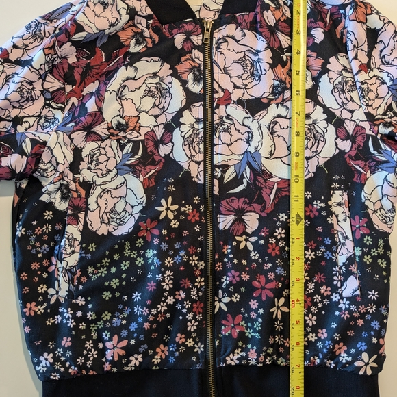Silky Floral Bomber Jacket - Picture 8 of 10